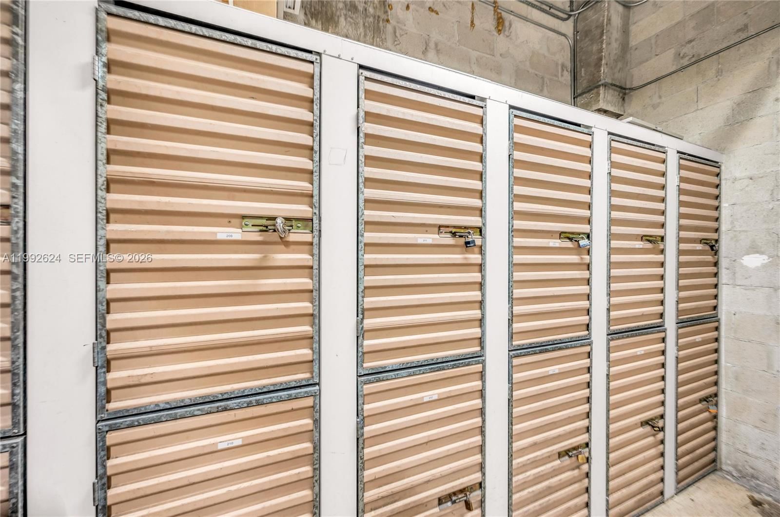 Real estate property located at 1228 West Ave #209, Miami-dade, Bayview Terr Condo, Miami Beach, FL