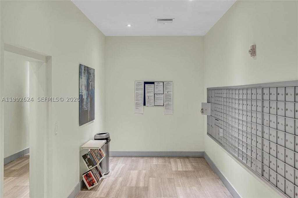 Real estate property located at 1228 West Ave #209, Miami-dade, Bayview Terr Condo, Miami Beach, FL