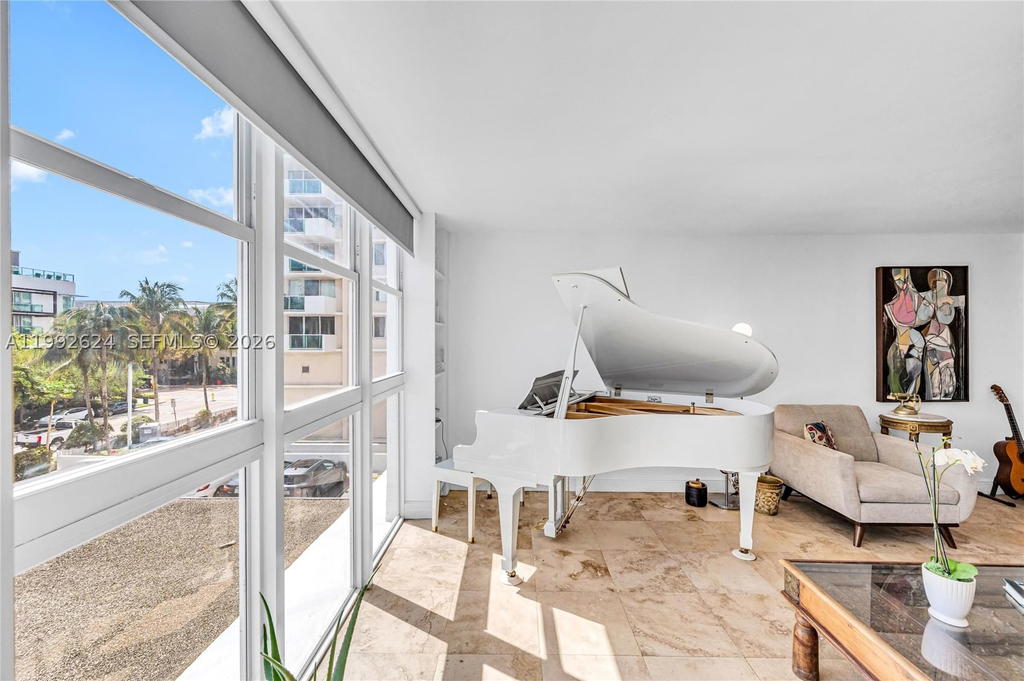 Real estate property located at 1228 West Ave #209, Miami-dade, Bayview Terr Condo, Miami Beach, FL