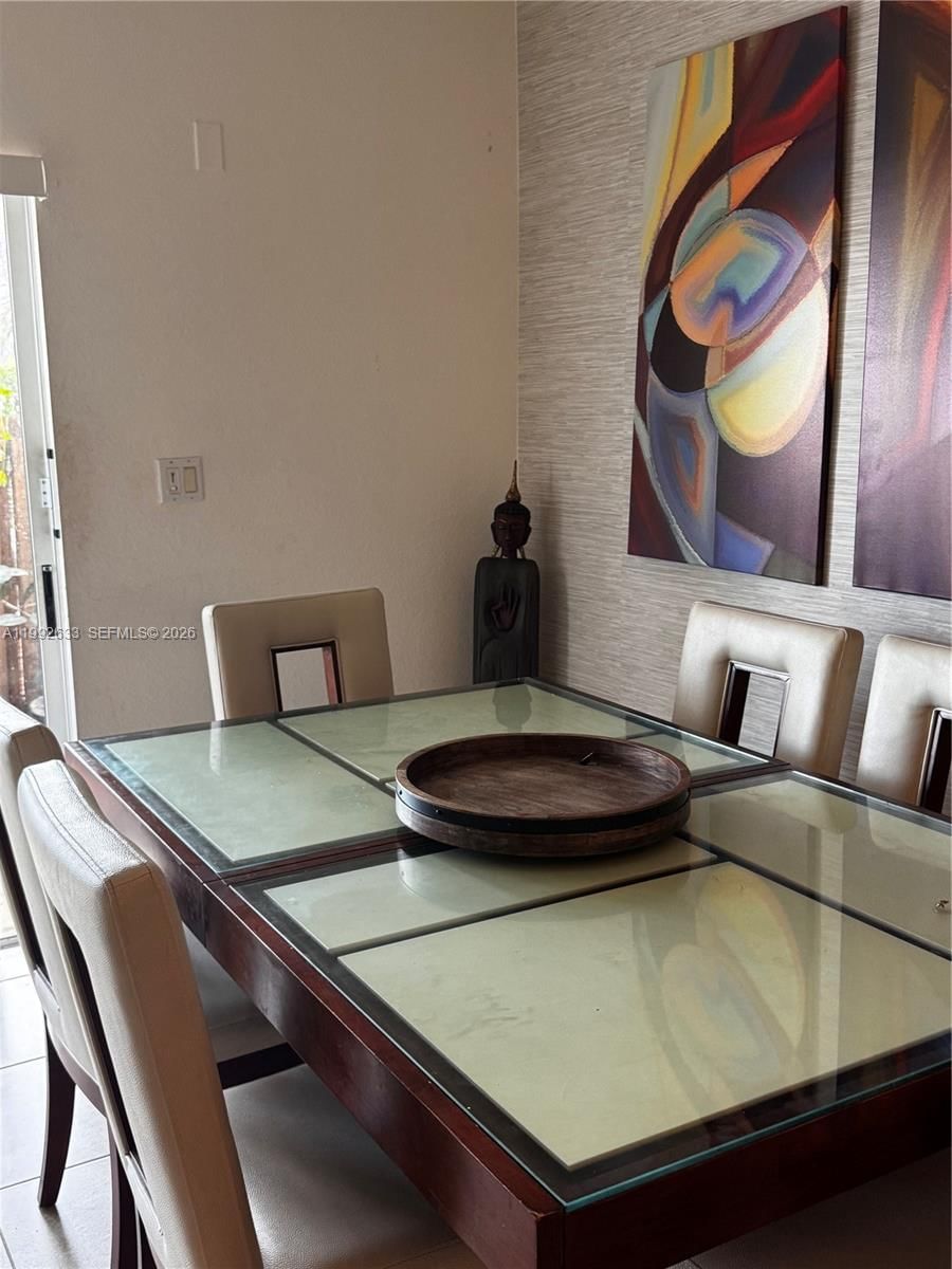 Real estate property located at 10723 85th Ter #2-38, Miami-dade, Leeward At Islands At Dor, Doral, FL