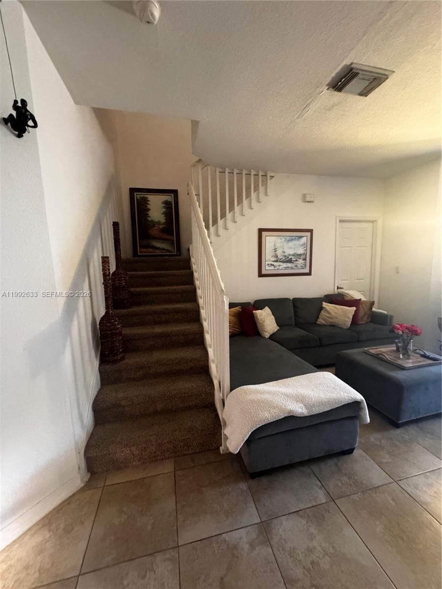 Real estate property located at 10723 85th Ter #2-38, Miami-dade, Leeward At Islands At Dor, Doral, FL