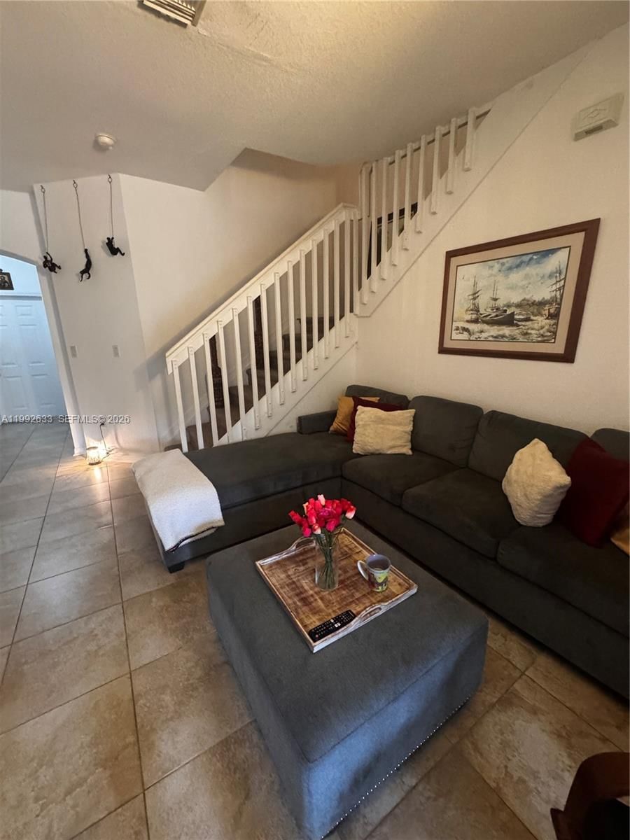 Real estate property located at 10723 85th Ter #2-38, Miami-dade, Leeward At Islands At Dor, Doral, FL