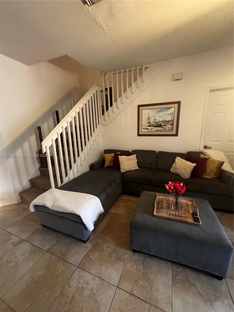 Real estate property located at 10723 85th Ter #2-38, Miami-dade, Leeward At Islands At Dor, Doral, FL