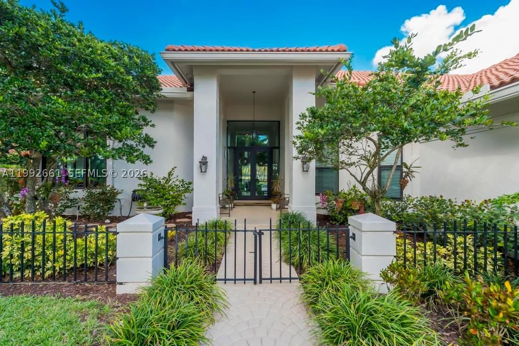 Real estate property located at 343 Coconut Cir, Broward, Sector 6, Weston, FL