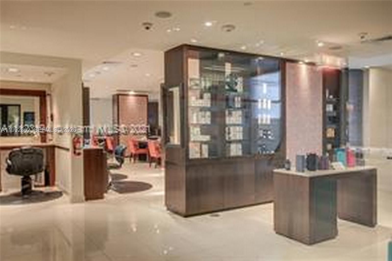 Real estate property located at 6801 Collins Ave #1414, Miami-dade, Central Carillon Beach Co, Miami Beach, FL