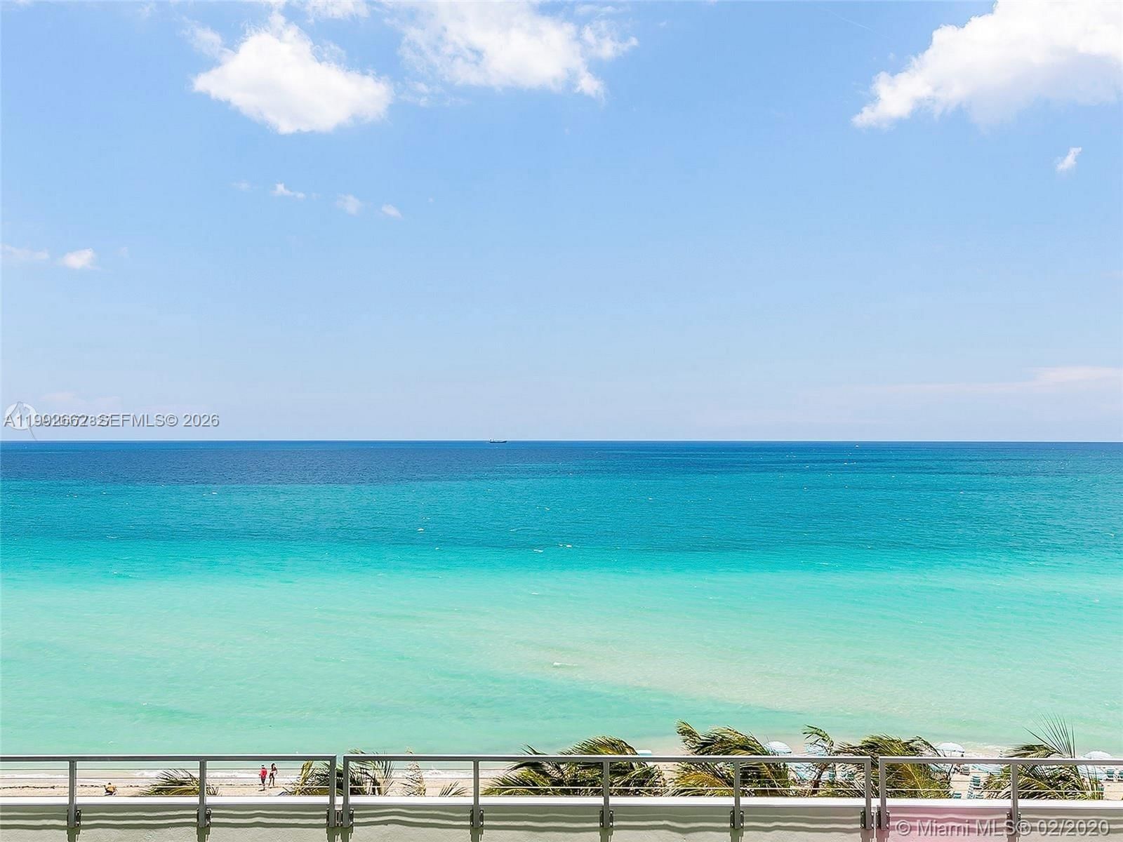 Real estate property located at 6801 Collins Ave #1414, Miami-dade, Central Carillon Beach Co, Miami Beach, FL