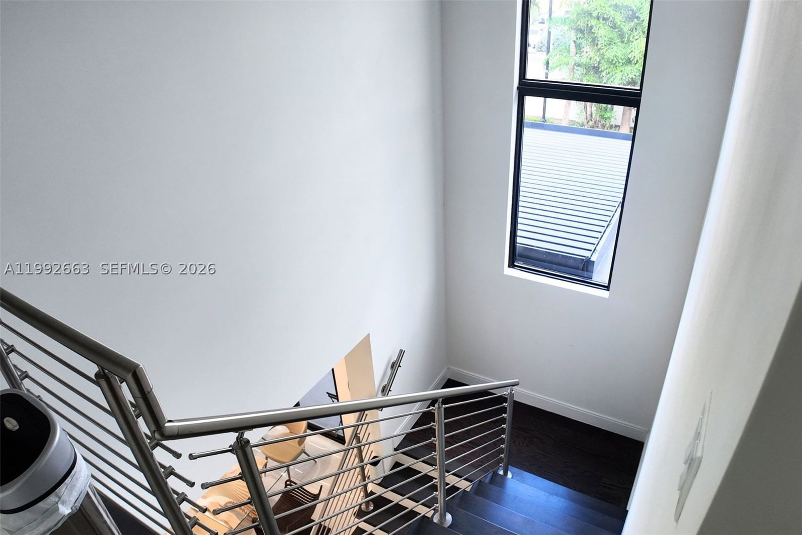 Real estate property located at 8002 43rd St, Miami-dade, Canarias East, Doral, FL