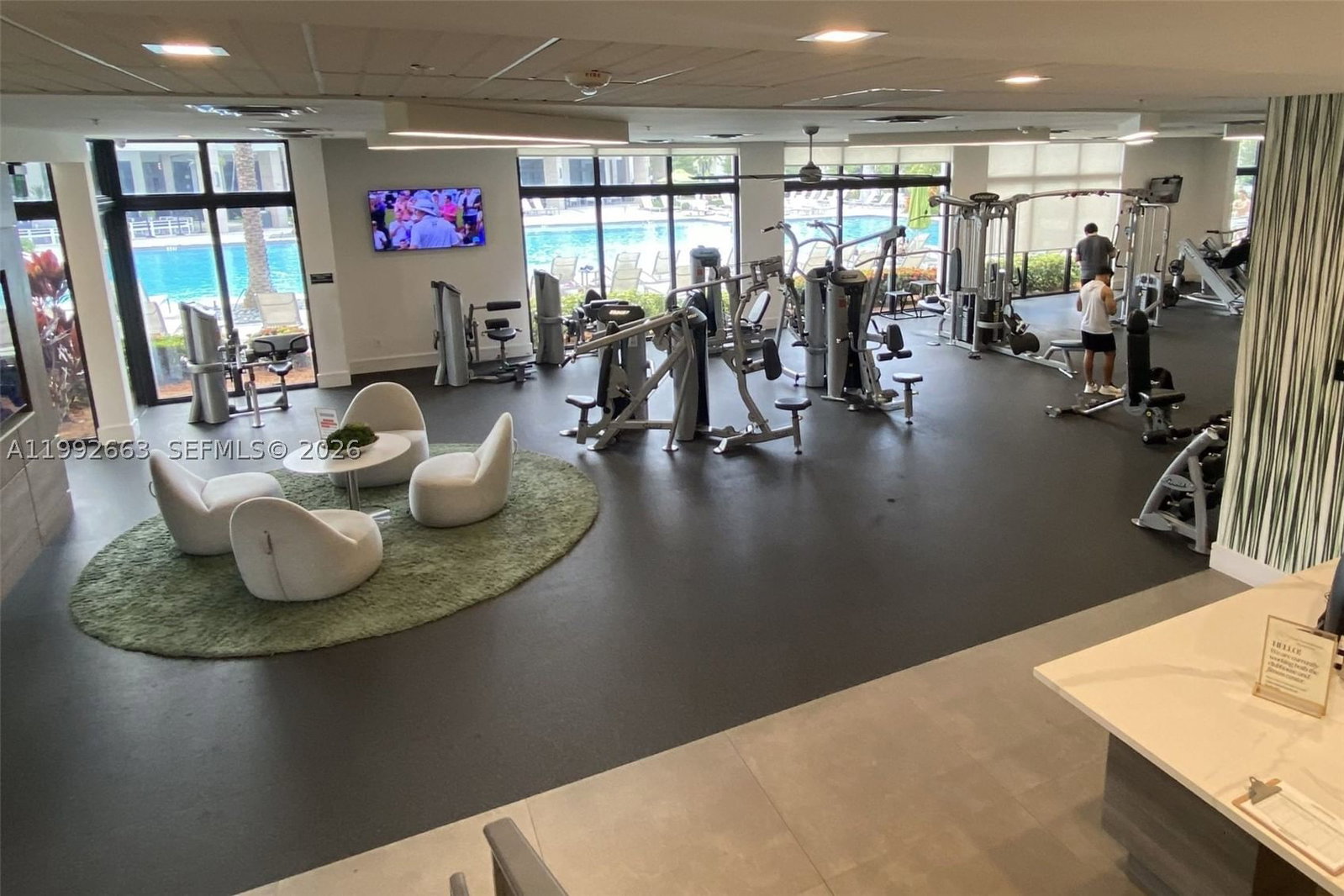Real estate property located at 8002 43rd St, Miami-dade, Canarias East, Doral, FL