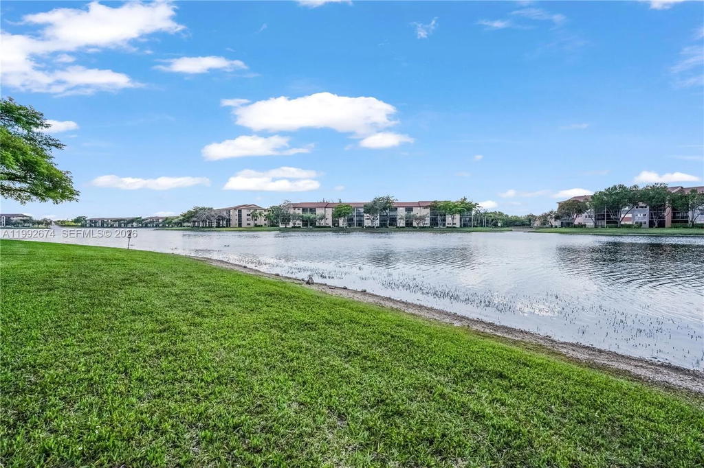 Real estate property located at 850 138th Ave #111D, Broward, Plymouth At Century Villa, Pembroke Pines, FL
