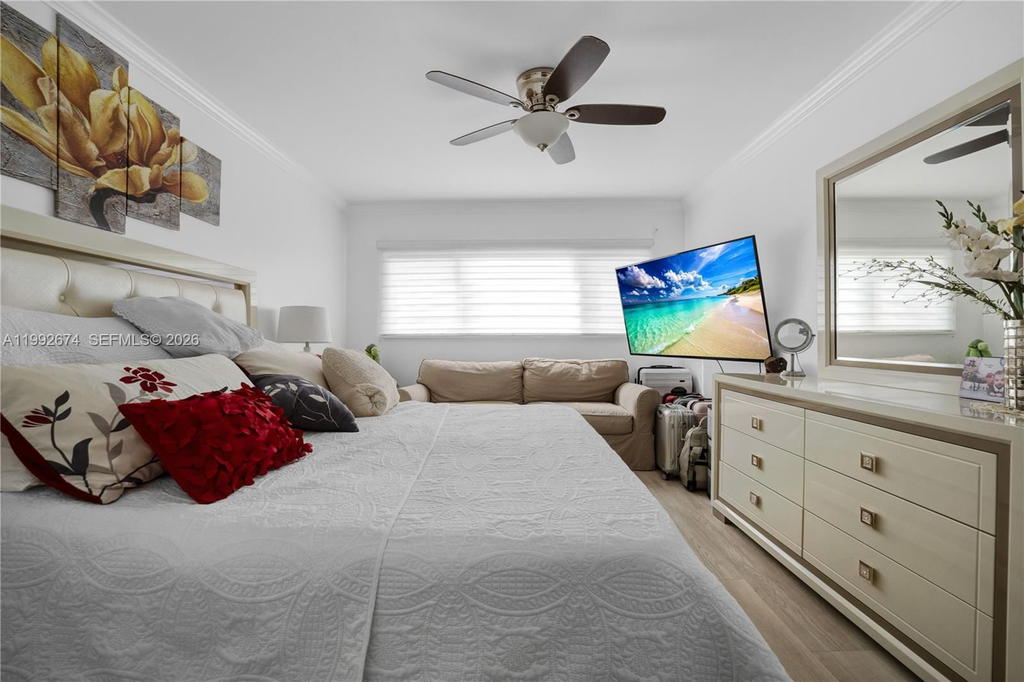 Real estate property located at 850 138th Ave #111D, Broward, Plymouth At Century Villa, Pembroke Pines, FL