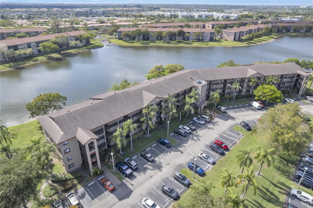 Real estate property located at 850 138th Ave #111D, Broward, Plymouth At Century Villa, Pembroke Pines, FL