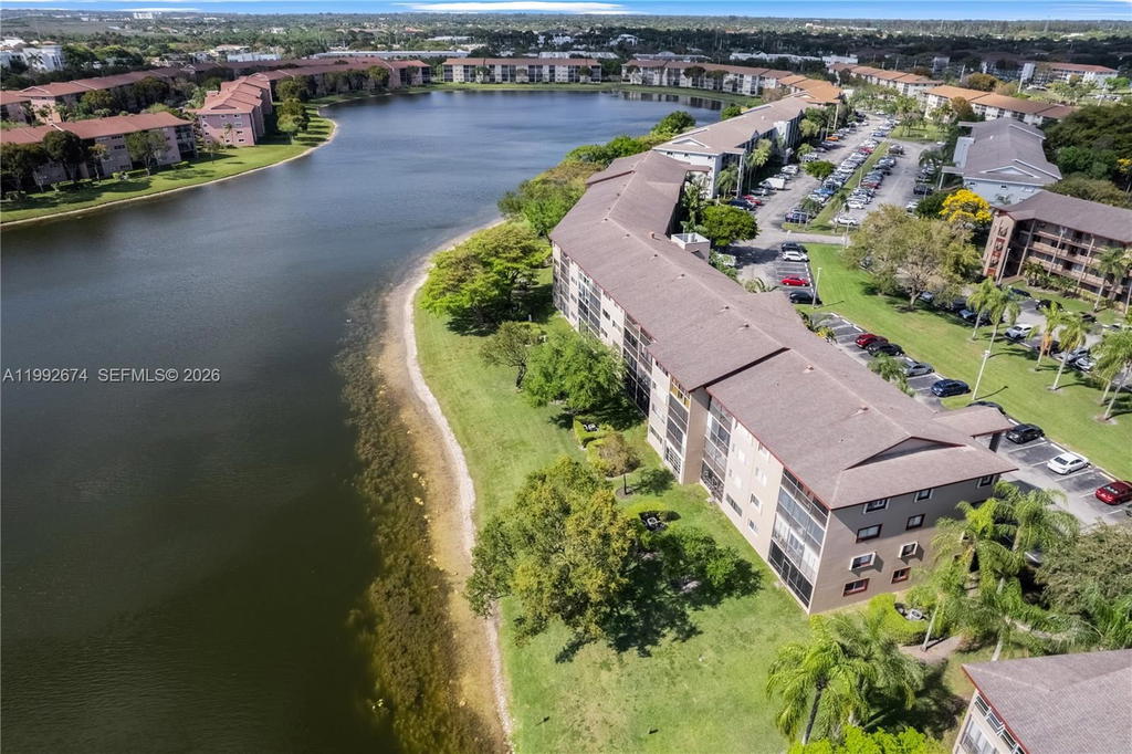 Real estate property located at 850 138th Ave #111D, Broward, Plymouth At Century Villa, Pembroke Pines, FL