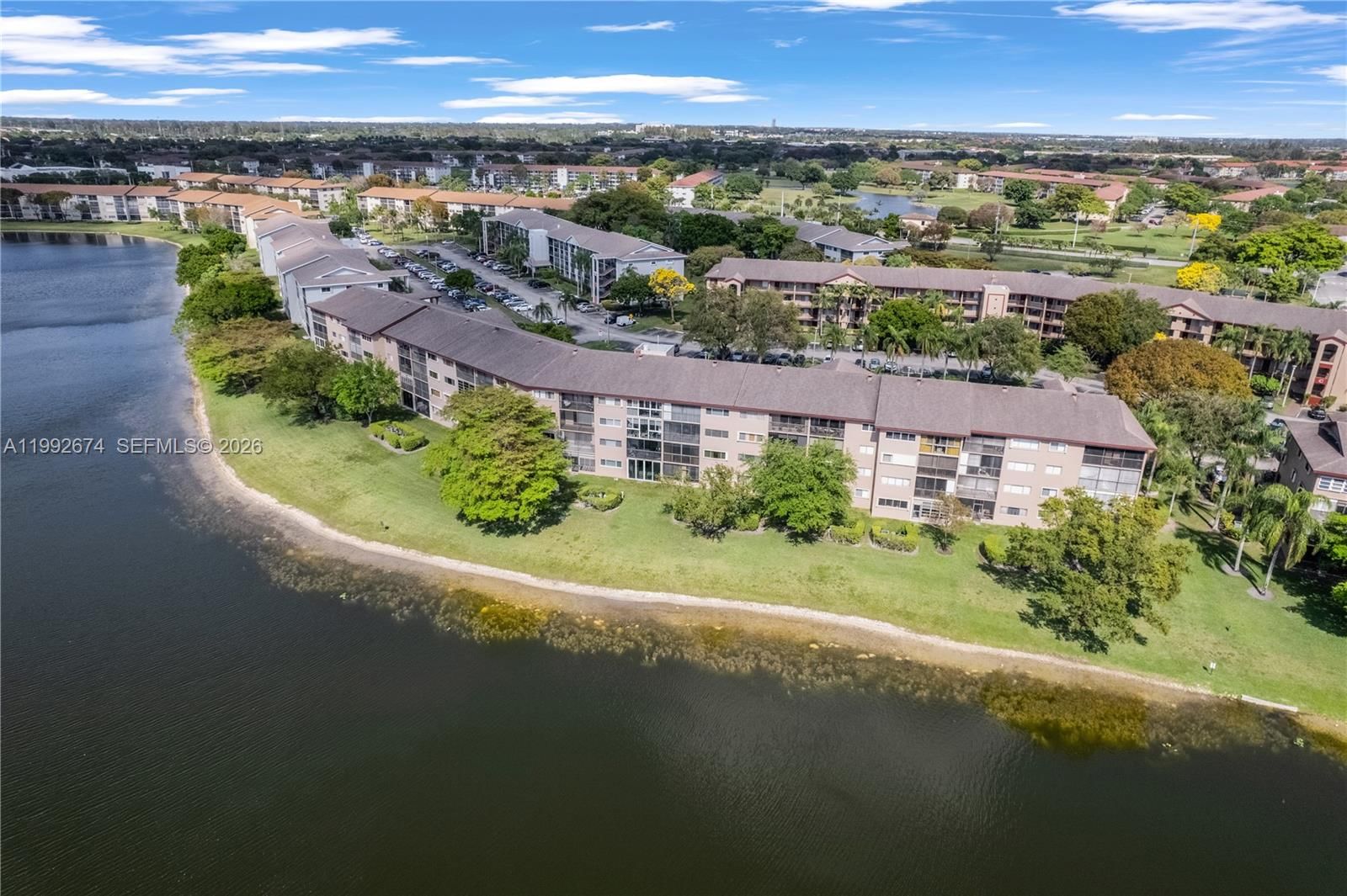 Real estate property located at 850 138th Ave #111D, Broward, Plymouth At Century Villa, Pembroke Pines, FL