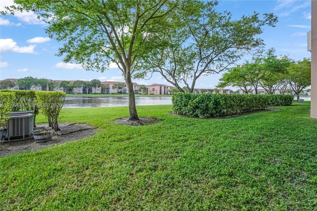Real estate property located at 850 138th Ave #111D, Broward, Plymouth At Century Villa, Pembroke Pines, FL