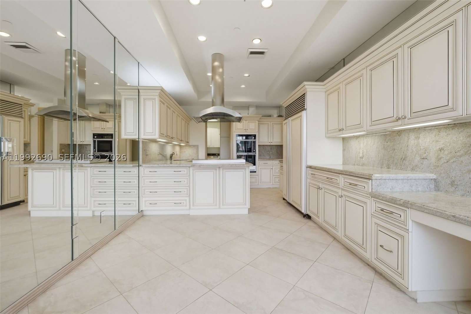Real estate property located at 7383 Orangewood Ln #301, Palm Beach, Chateau At Boca Grove Pla, Boca Raton, FL