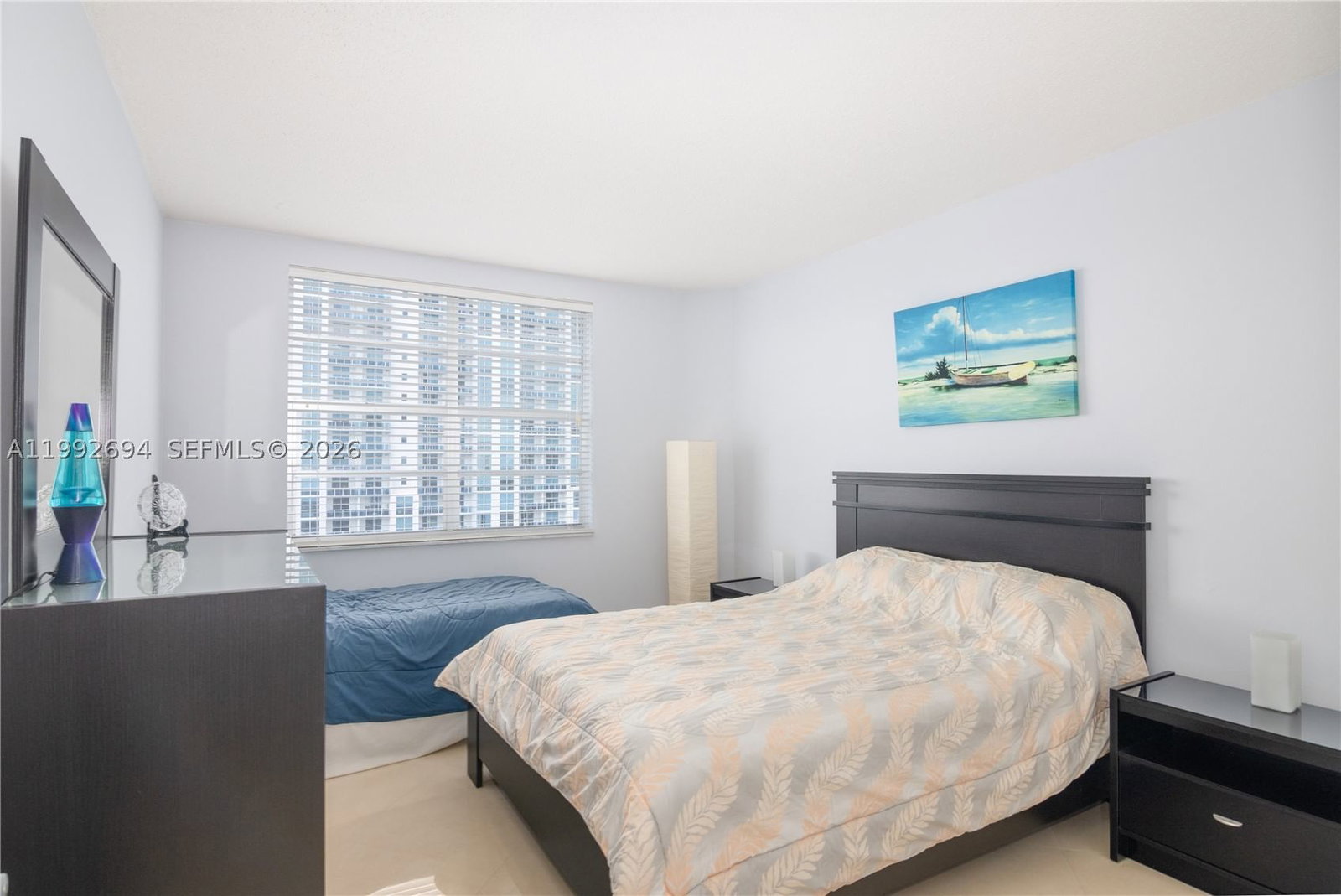 Real estate property located at 1965 Ocean Dr #9F, Broward, Hemispheres Condo, Hallandale Beach, FL