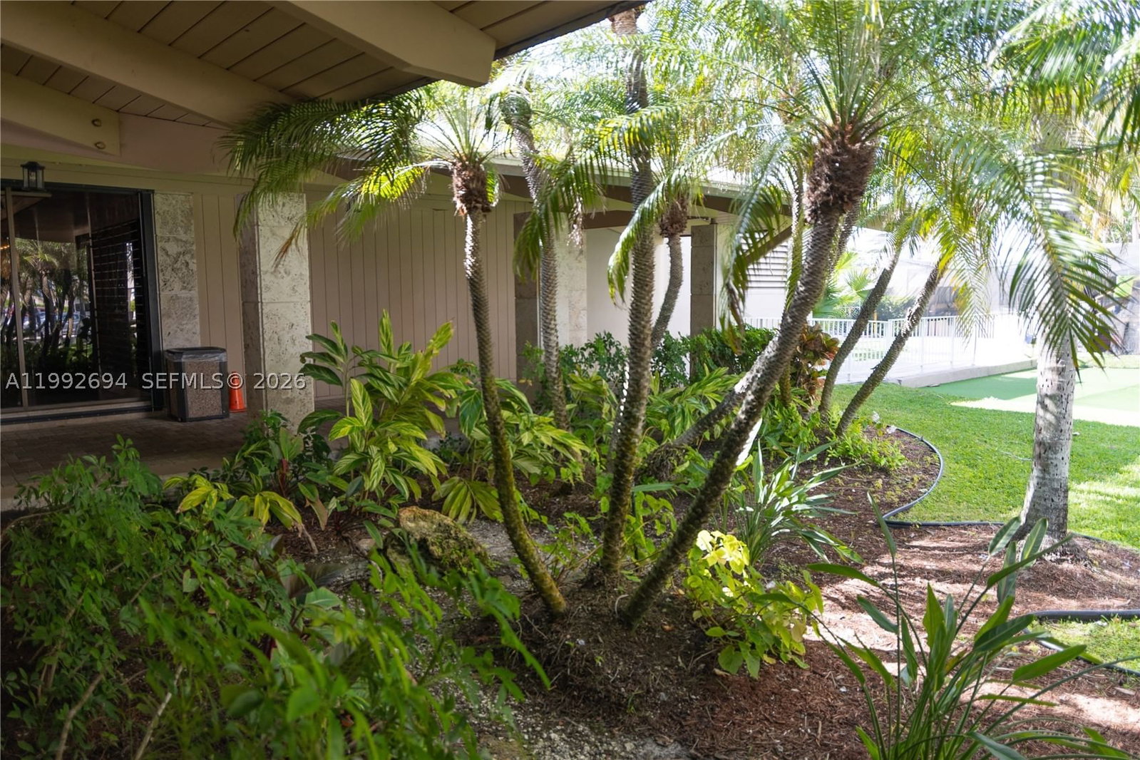 Real estate property located at 1965 Ocean Dr #9F, Broward, Hemispheres Condo, Hallandale Beach, FL