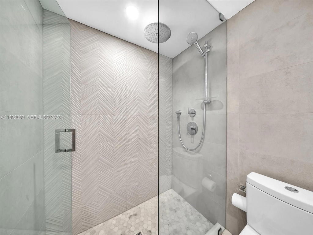 Real estate property located at 301 174th St #2004, Miami-dade, Winston Towers 500 Condo, Sunny Isles Beach, FL