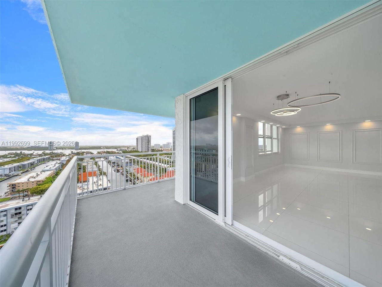 Real estate property located at 301 174th St #2004, Miami-dade, Winston Towers 500 Condo, Sunny Isles Beach, FL