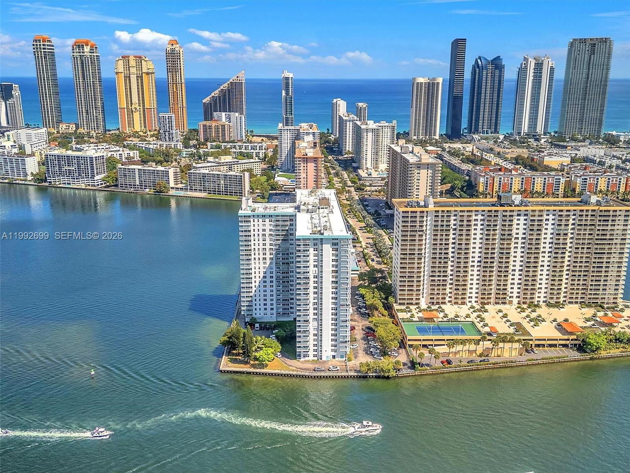 Real estate property located at 301 174th St #2004, Miami-dade, Winston Towers 500 Condo, Sunny Isles Beach, FL