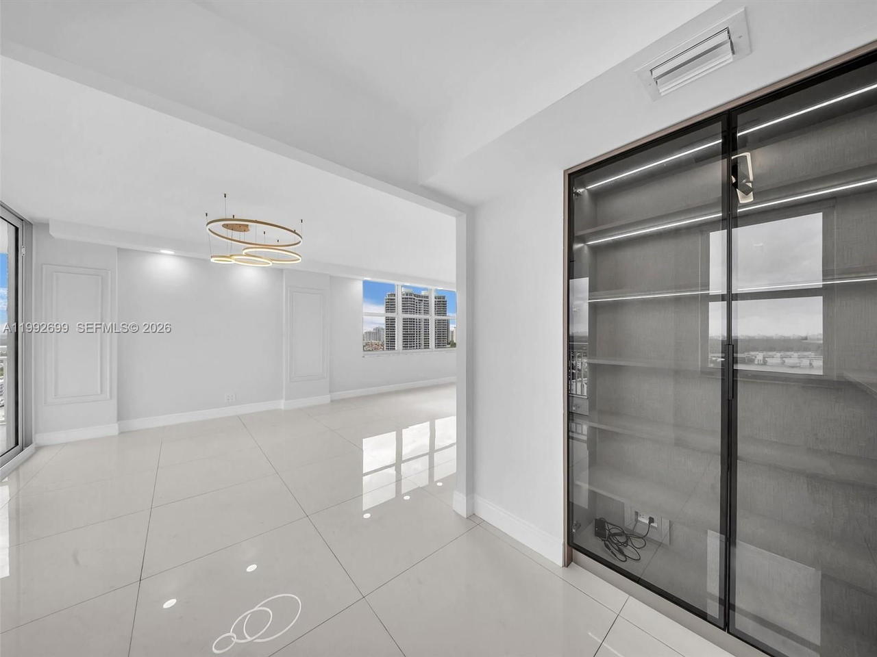 Real estate property located at 301 174th St #2004, Miami-dade, Winston Towers 500 Condo, Sunny Isles Beach, FL