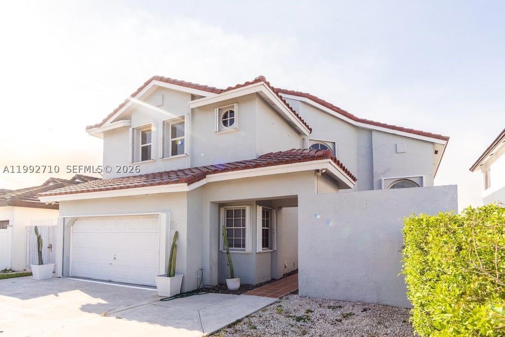 Real estate property located at 15511 59th St, Miami-dade, Westwind Lakes Sec 6, Miami, FL
