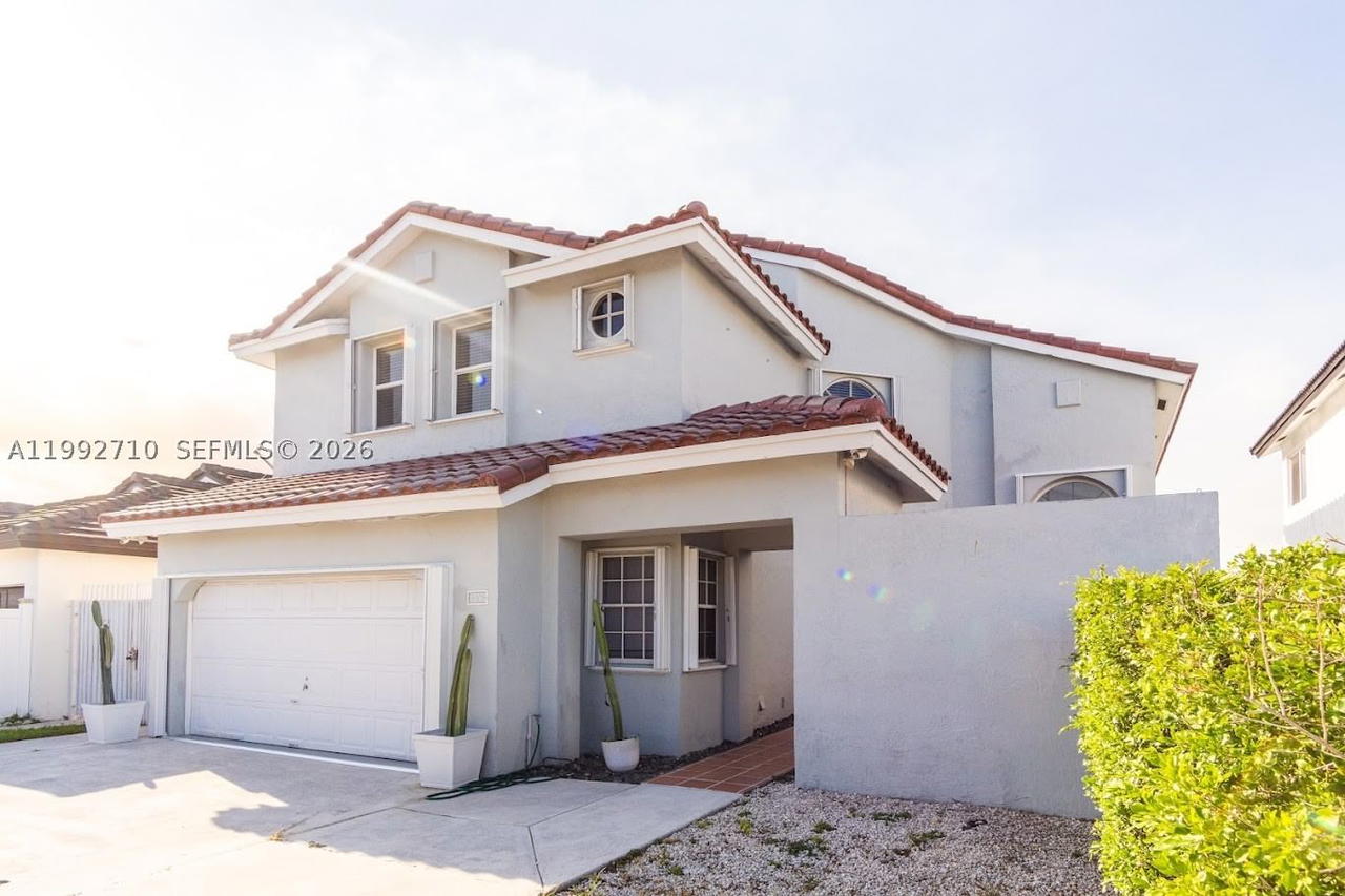 Real estate property located at 15511 59th St, Miami-dade, Westwind Lakes Sec 6, Miami, FL