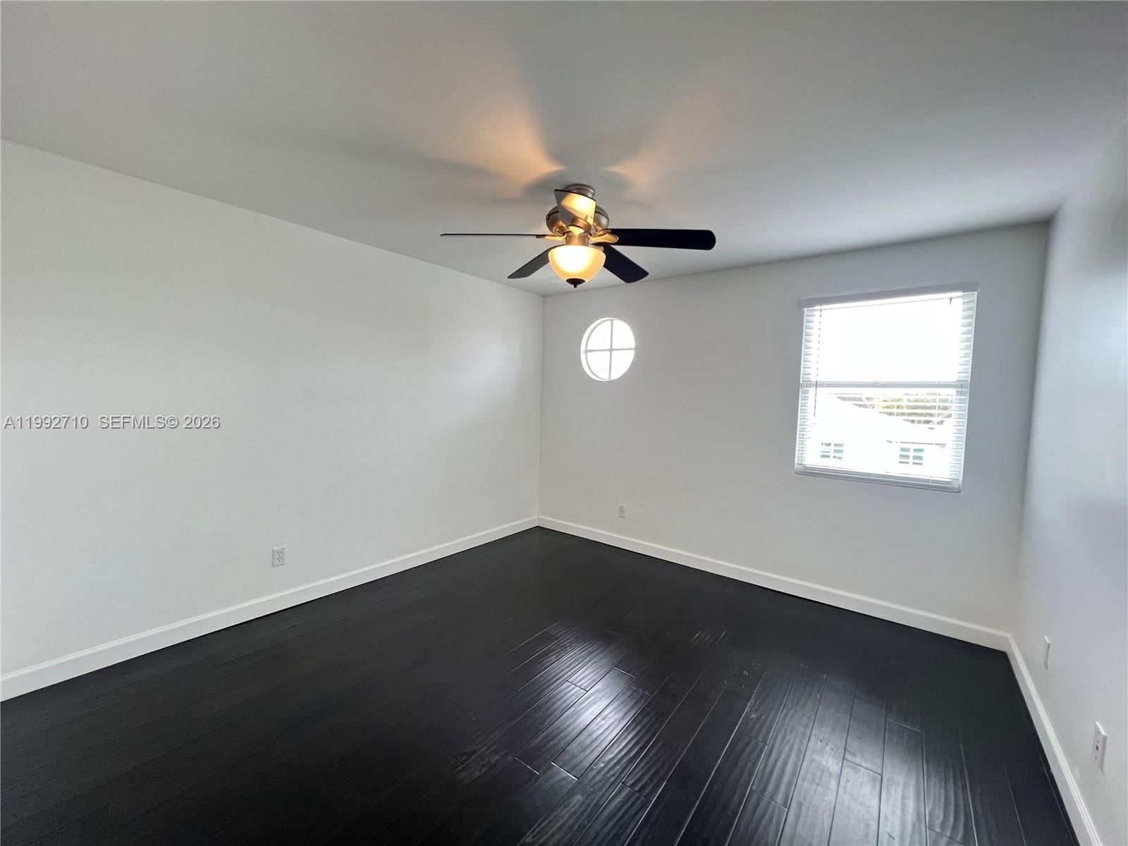 Real estate property located at 15511 59th St, Miami-dade, Westwind Lakes Sec 6, Miami, FL