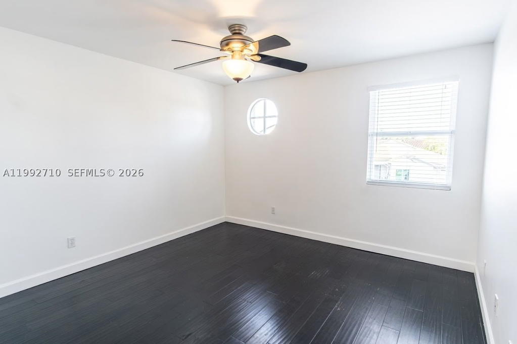 Real estate property located at 15511 59th St, Miami-dade, Westwind Lakes Sec 6, Miami, FL