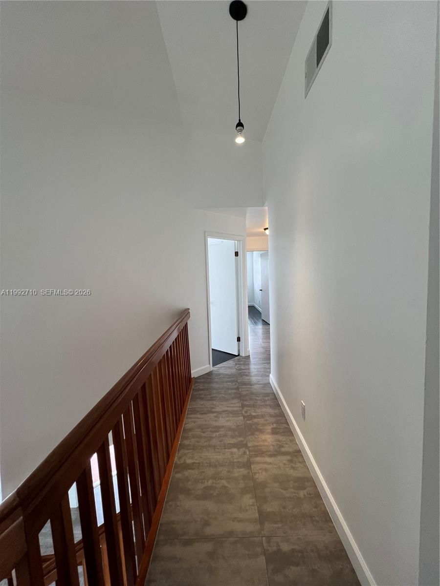 Real estate property located at 15511 59th St, Miami-dade, Westwind Lakes Sec 6, Miami, FL