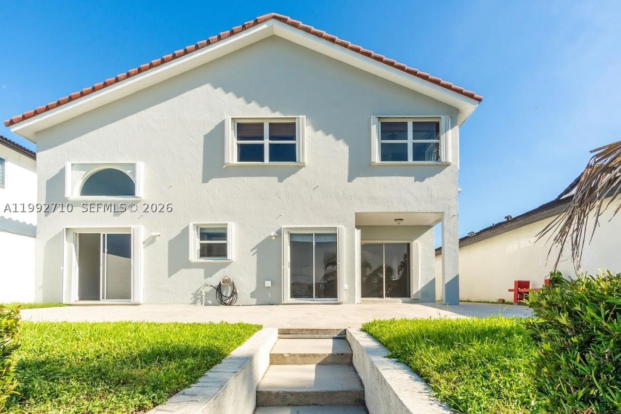 Real estate property located at 15511 59th St, Miami-dade, Westwind Lakes Sec 6, Miami, FL