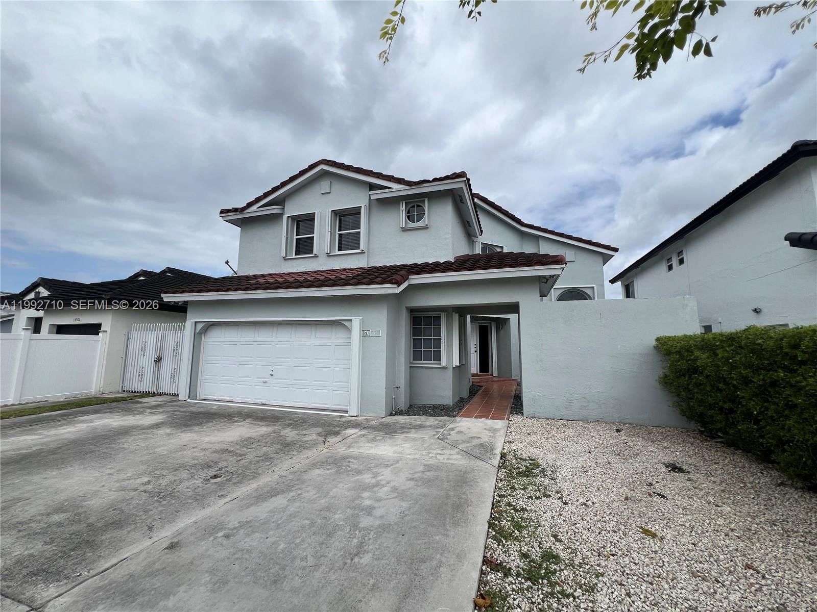 Real estate property located at 15511 59th St, Miami-dade, Westwind Lakes Sec 6, Miami, FL