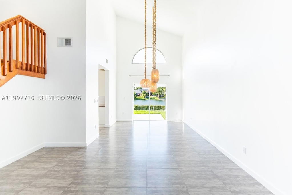 Real estate property located at 15511 59th St, Miami-dade, Westwind Lakes Sec 6, Miami, FL