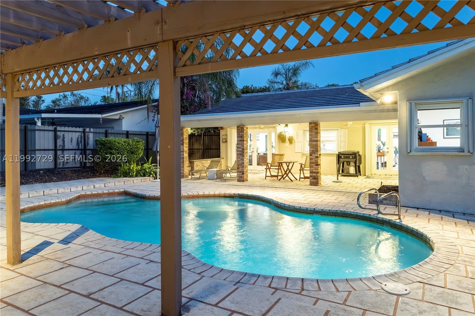Real estate property located at 9717 93rd Ter, Miami-dade, 1st Addn To West Cherry G, Miami, FL