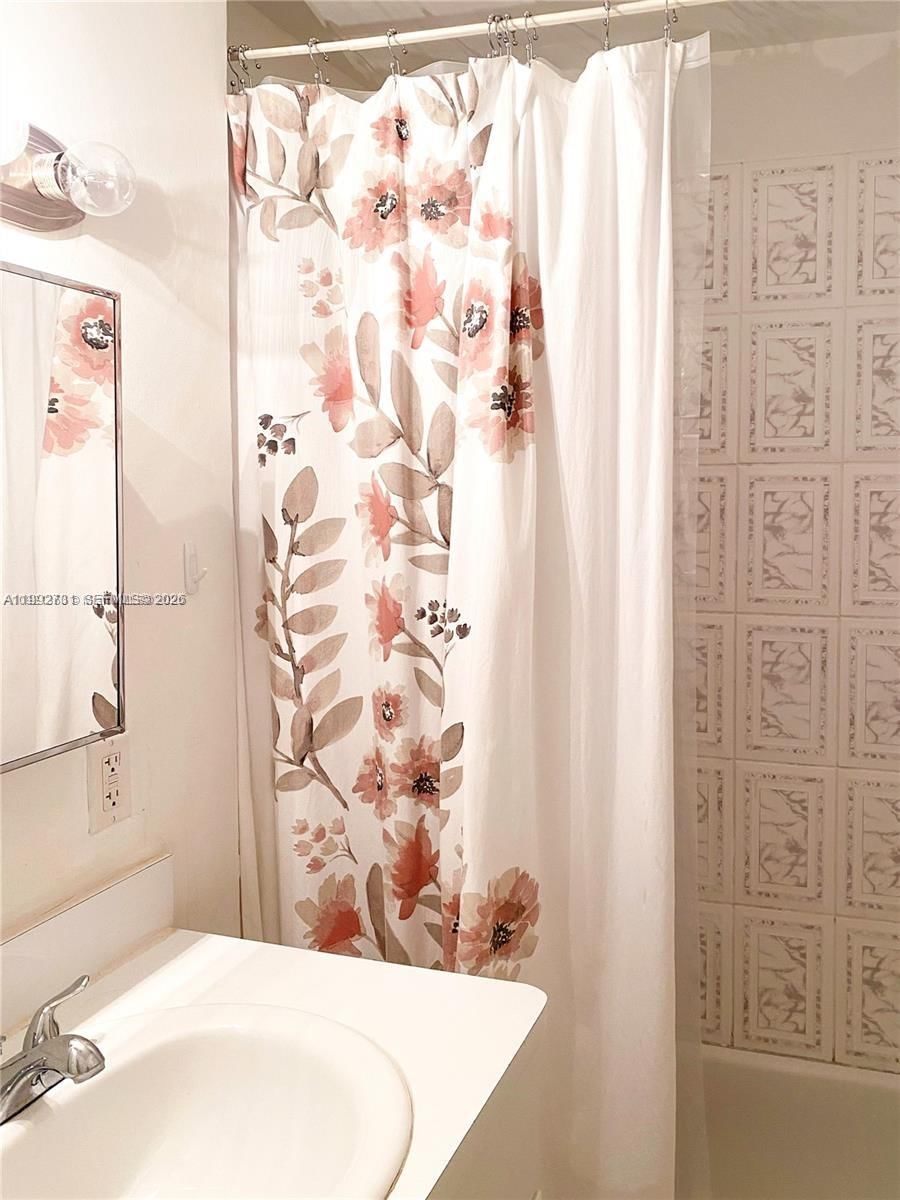 Real estate property located at 820 Euclid Ave #203, Miami-dade, Euclid Condo, Miami Beach, FL