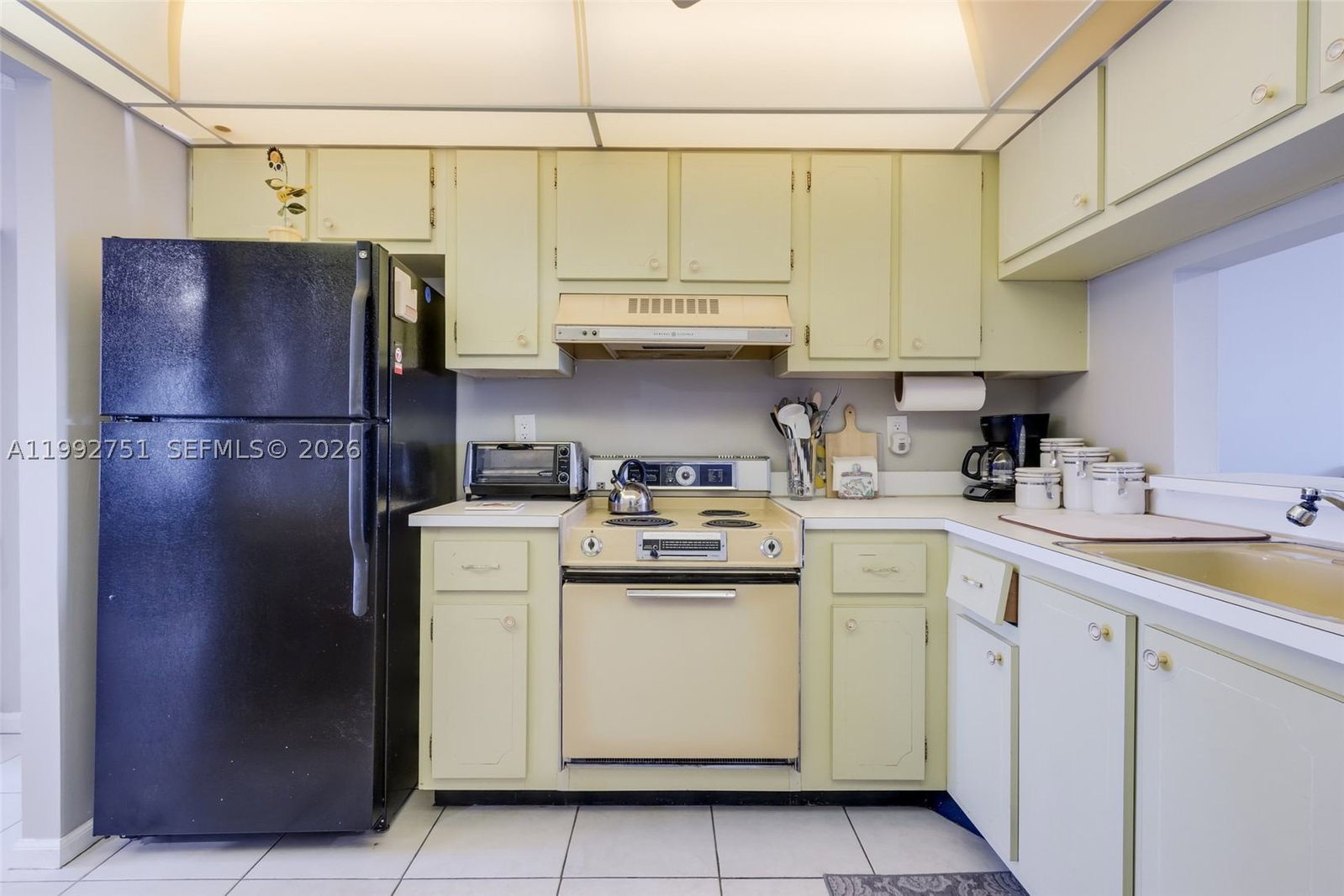 Real estate property located at 777 Federal Hwy #308E, Broward, Island Club One Condo, Pompano Beach, FL