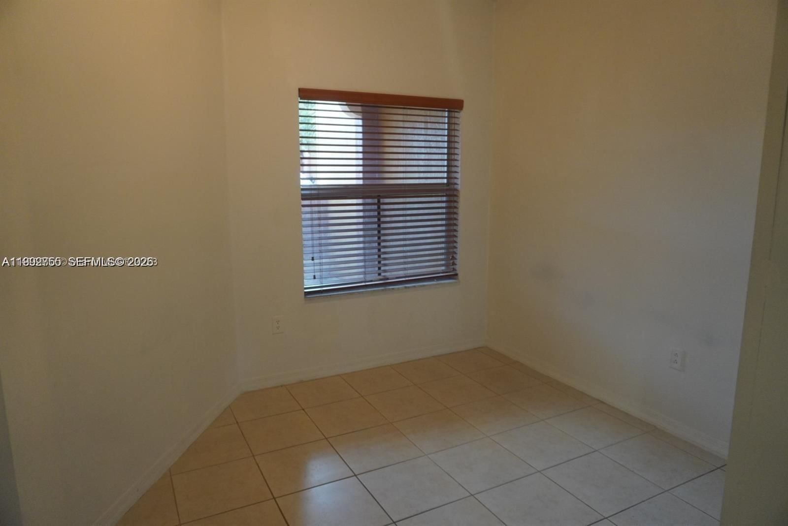 Real estate property located at 1083 143 Ave #1206, Broward, Pembroke Cay Condo, Pembroke Pines, FL