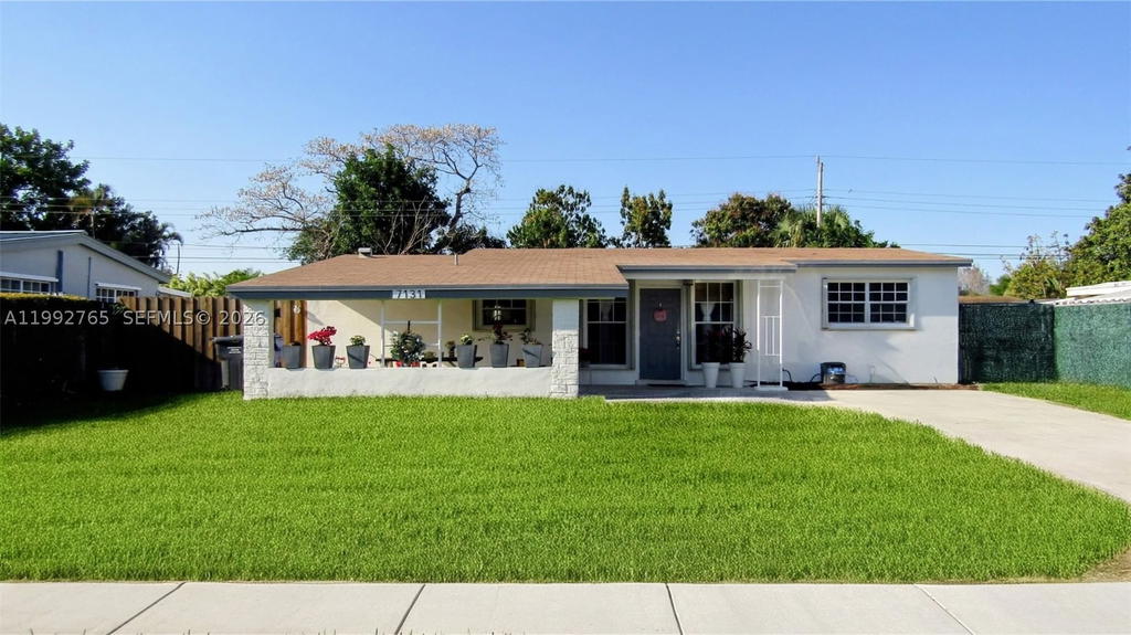 Real estate property located at 7131 Park St, Broward, Heritage Homes, Hollywood, FL