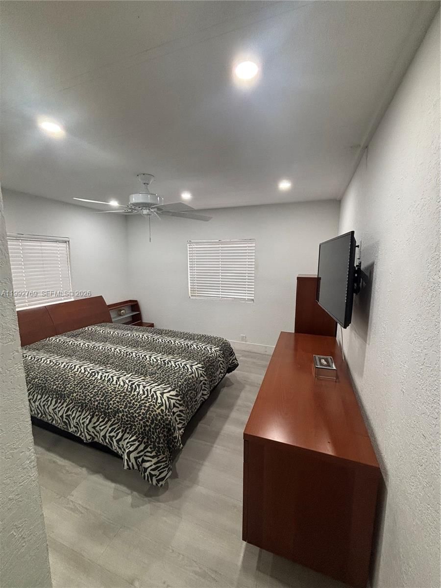 Real estate property located at 12888 17th st, Miami-dade, University Lakes, Unincorporated Dade, FL