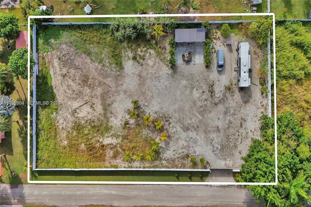 Real estate property located at 19730 14th St, Broward, Fla Fruit Lands Co Sub No, Pembroke Pines, FL