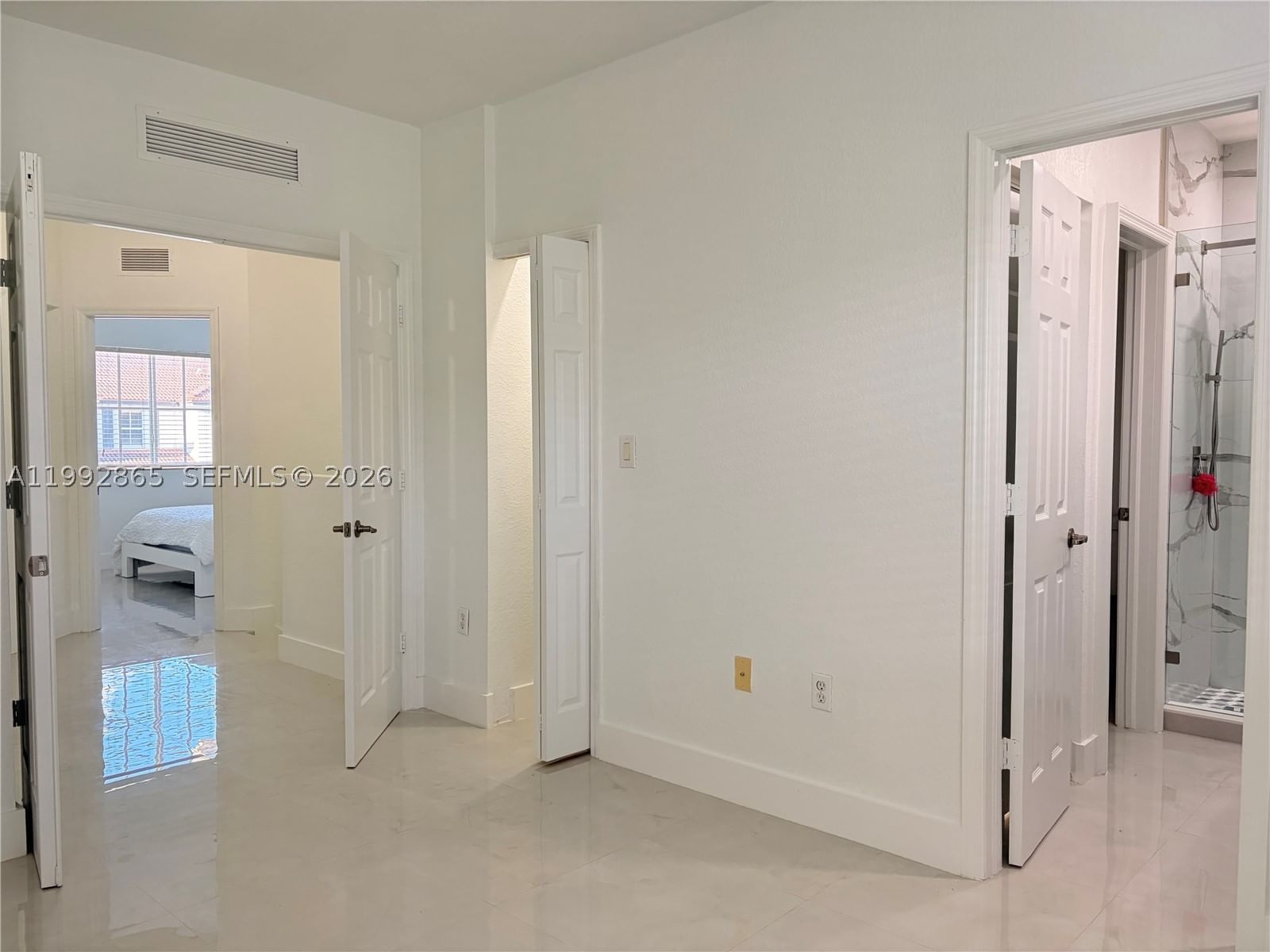 Real estate property located at 14738 22nd Ter, Miami-dade, Coral Lakes Kingdom, Miami, FL