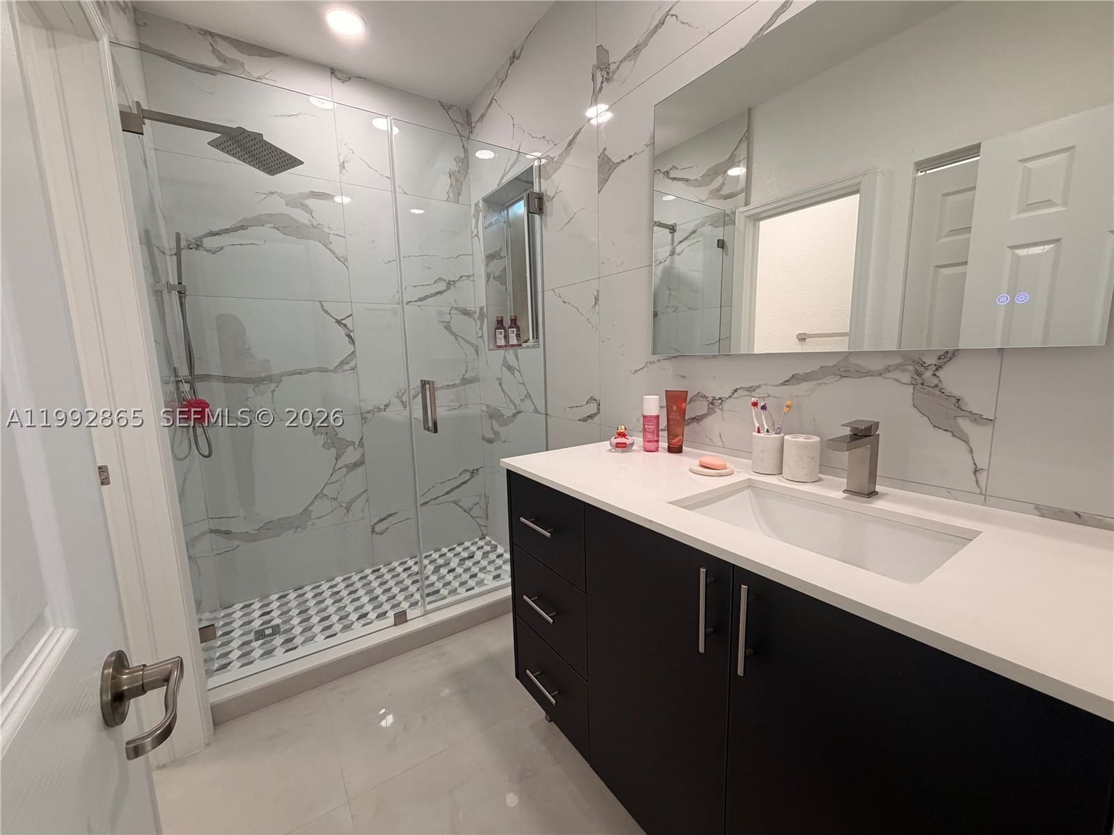 Real estate property located at 14738 22nd Ter, Miami-dade, Coral Lakes Kingdom, Miami, FL