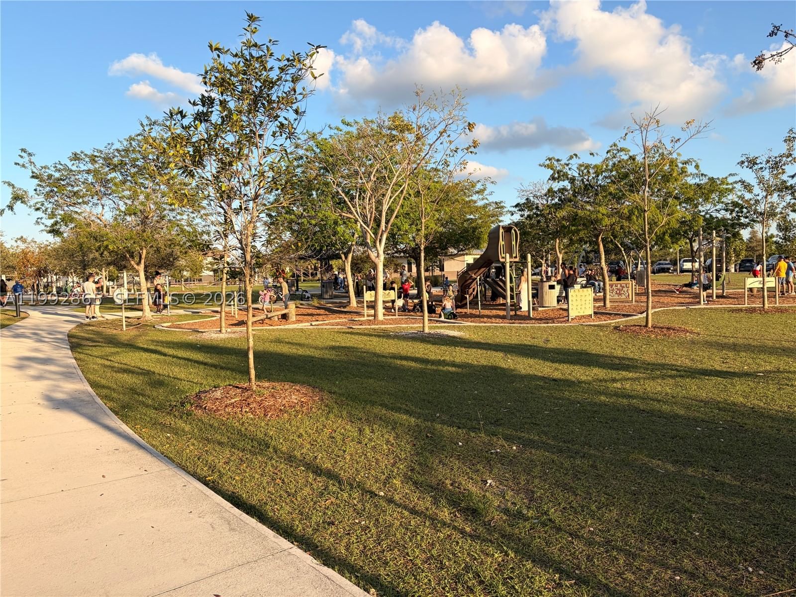 Real estate property located at 14738 22nd Ter, Miami-dade, Coral Lakes Kingdom, Miami, FL