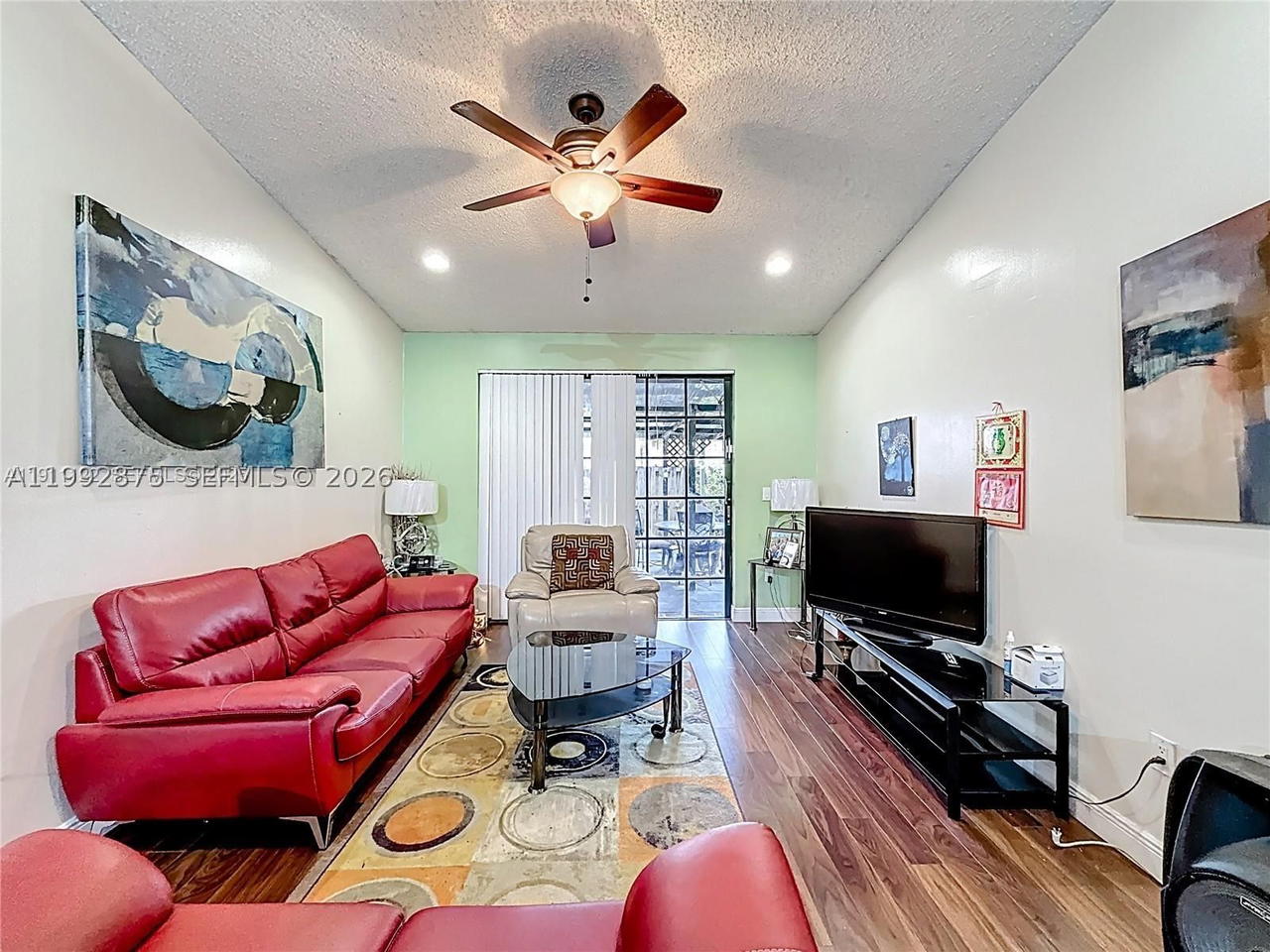 Real estate property located at 6722 192nd Ln, Miami-dade, Country Lake Manors Townh, Hialeah, FL