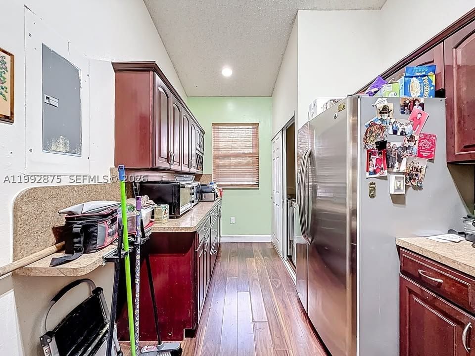 Real estate property located at 6722 192nd Ln, Miami-dade, Country Lake Manors Townh, Hialeah, FL