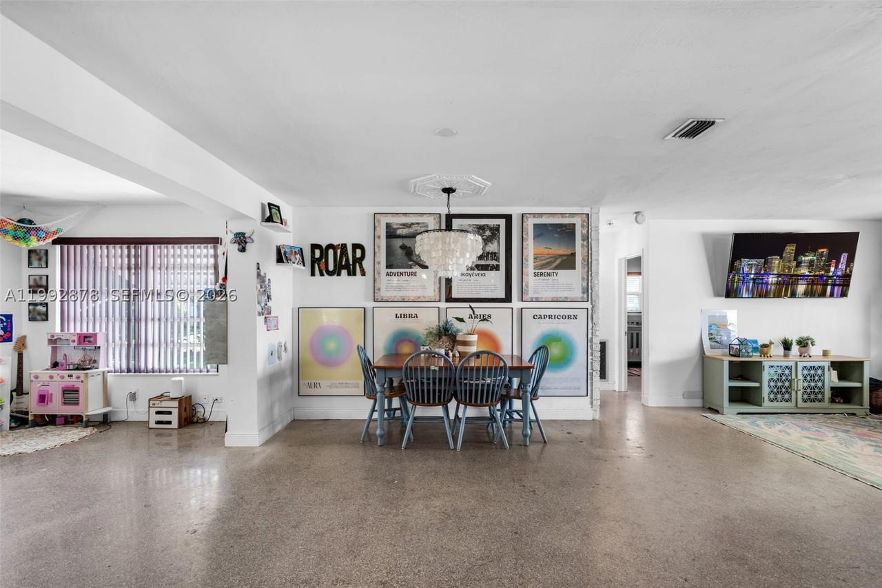Real estate property located at 2221 Alcazar Dr, Broward, Miramar Sec 5, Miramar, FL