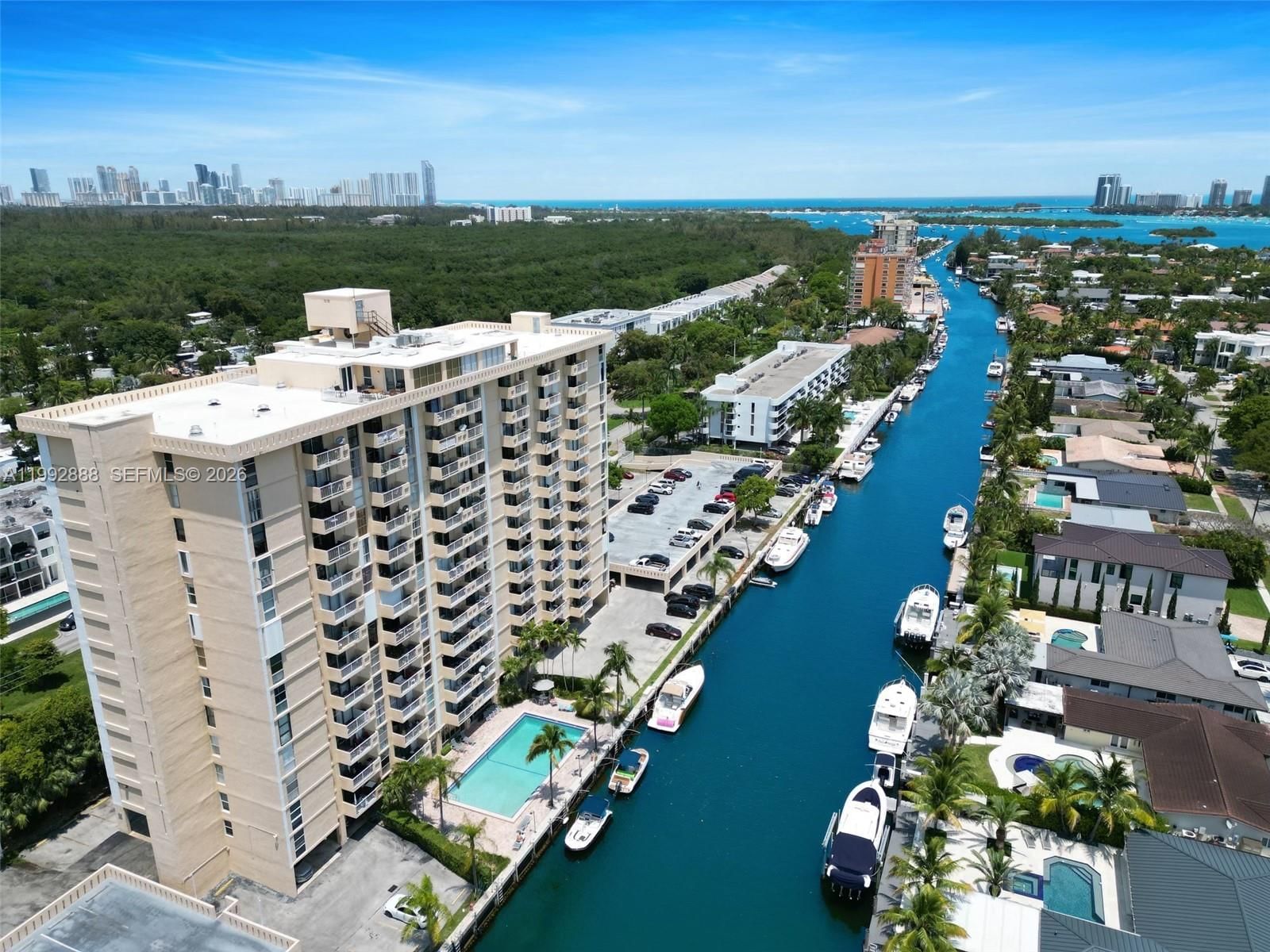 Real estate property located at 2350 135th St #1101, Miami-dade, Vecino Del Mar Condo, North Miami, FL