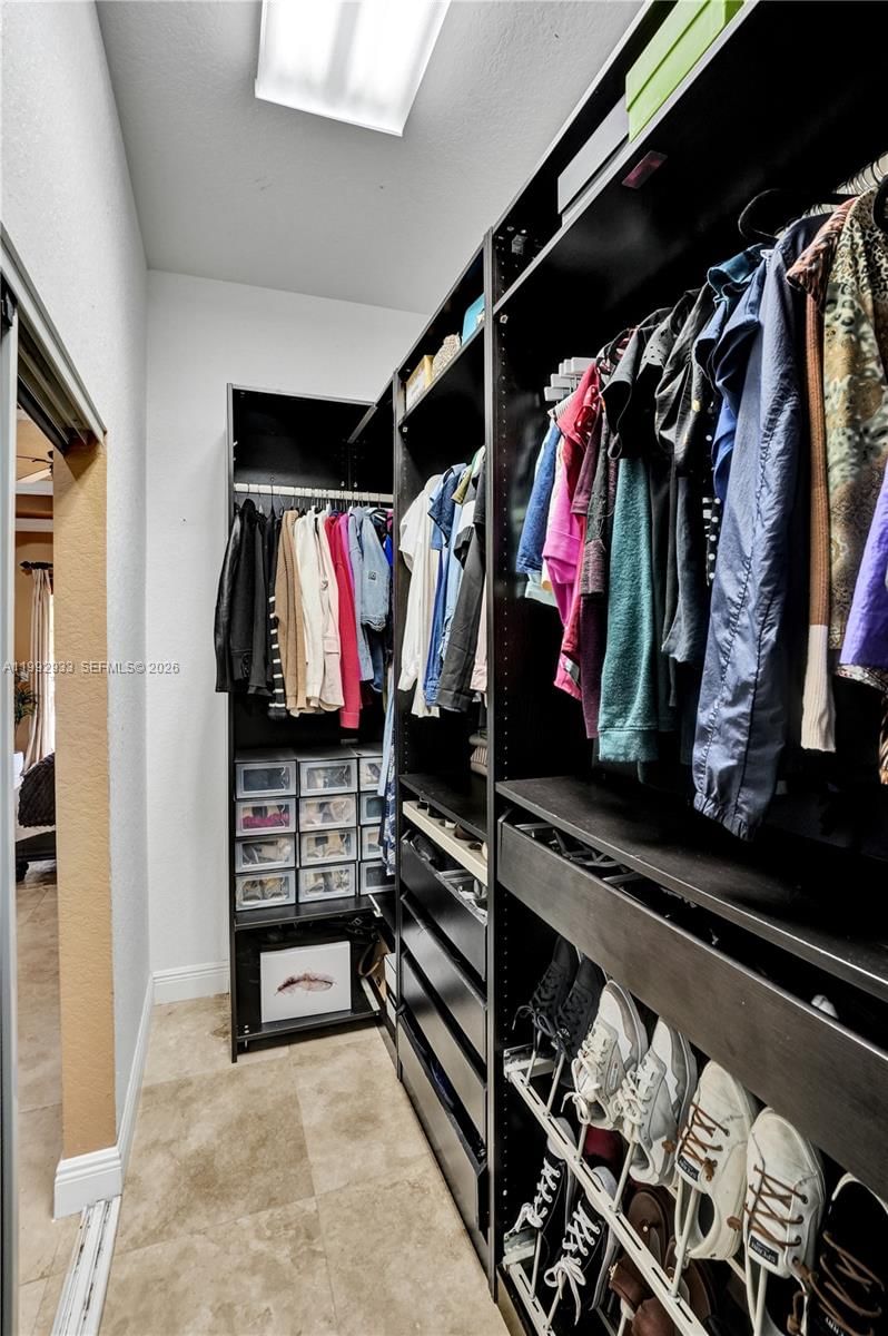 Real estate property located at 14957 34th St, Broward, Riverstone, Davie, FL