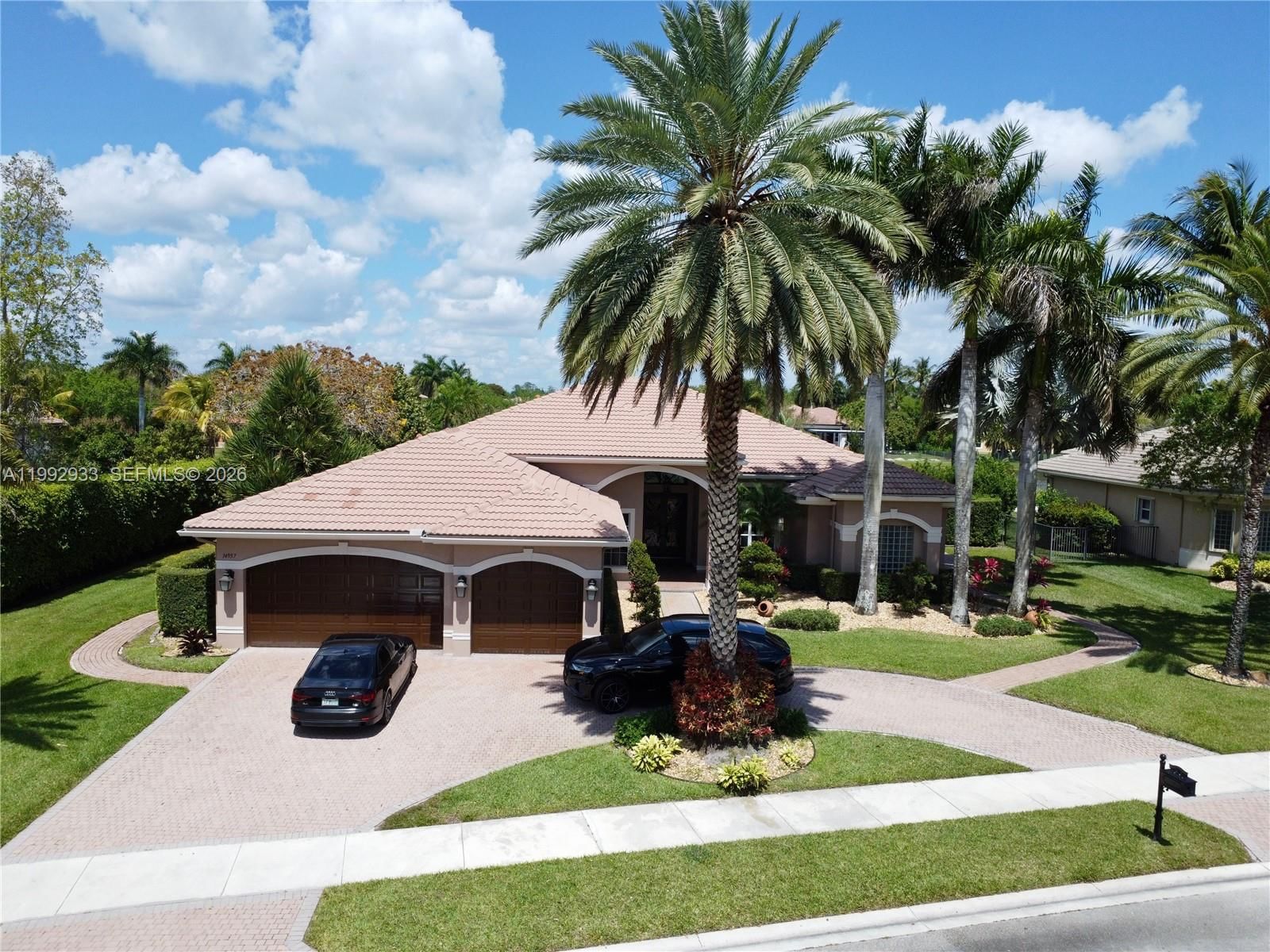 Real estate property located at 14957 34th St, Broward, Riverstone, Davie, FL