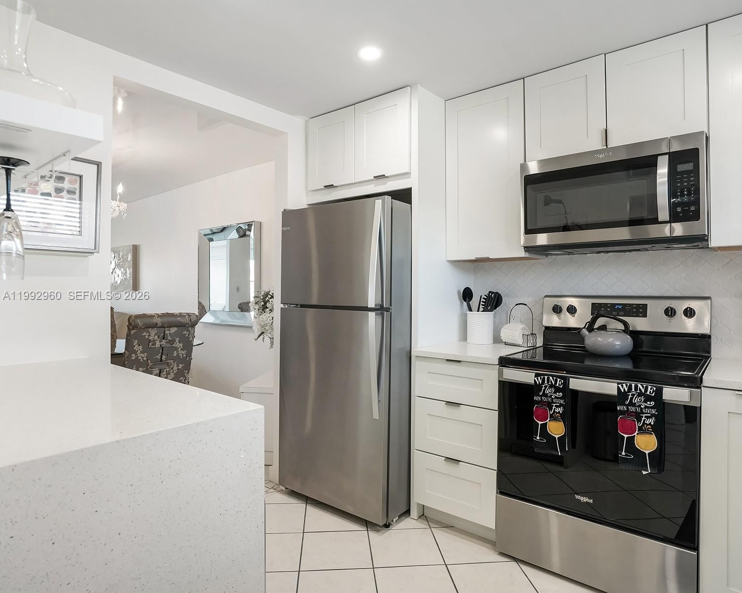 Real estate property located at 9580 Sunrise Lakes Blvd #205, Broward, Sunrise Lakes 145 Condo, Sunrise, FL